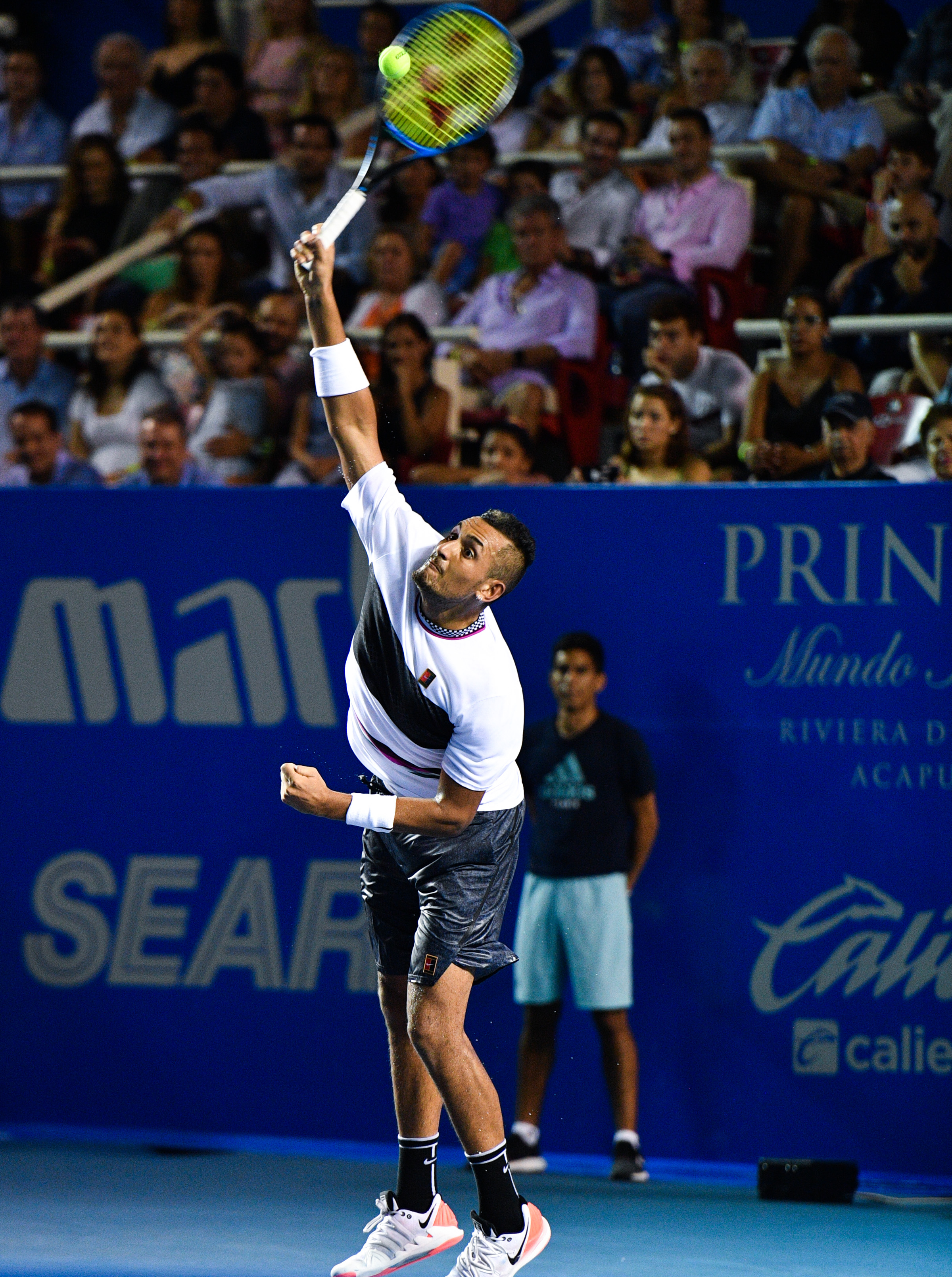 关于世界网球队强势美国网球队，克耶高斯高光表现的信息