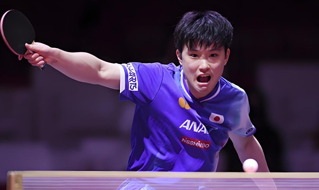包含日本乒乓球队爆冷英国乒乓球队，张本智和高光表现的词条