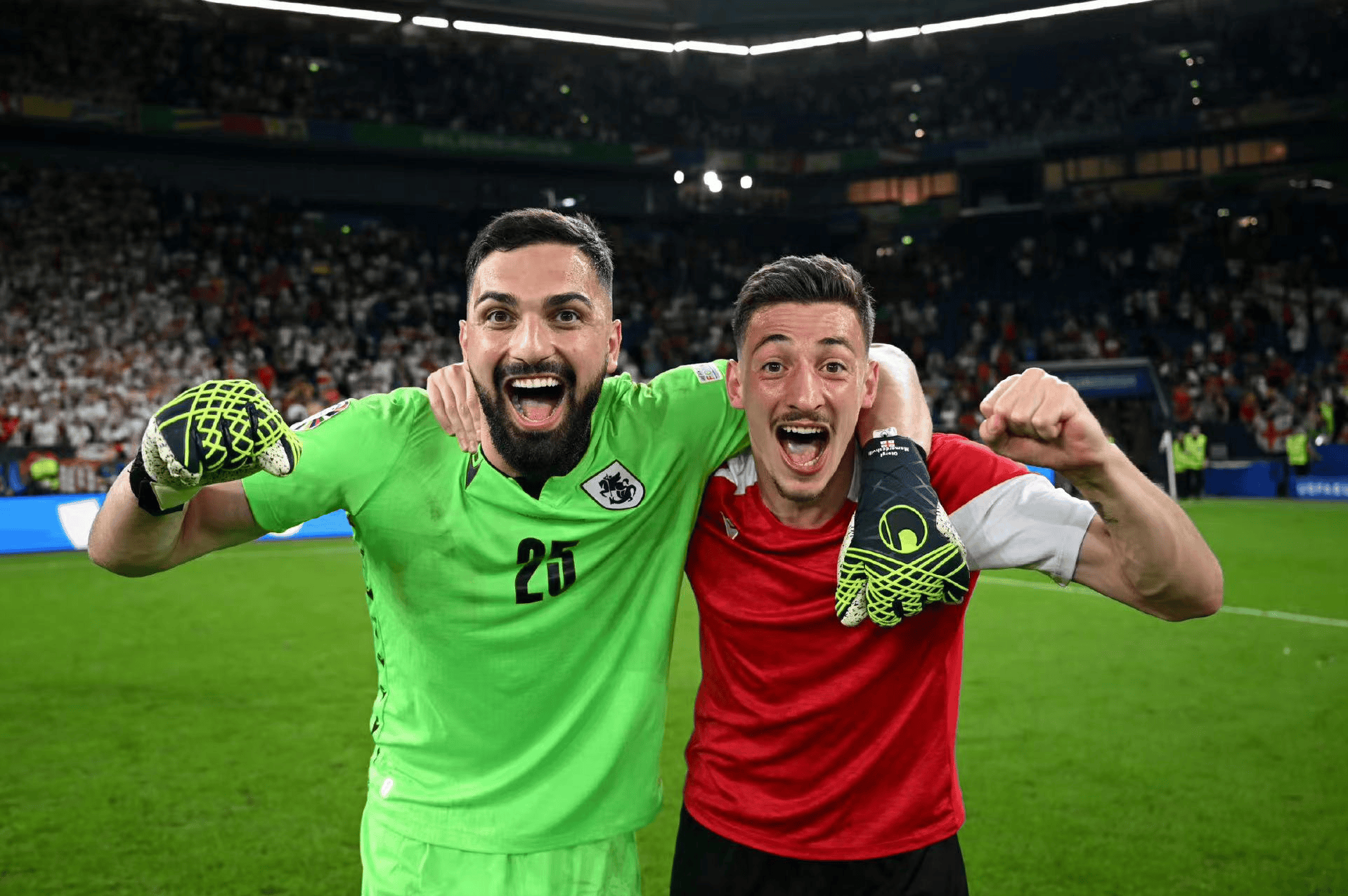 中国米兰体育-包含格鲁吉亚足球队在全球比赛中取得大胜的词条