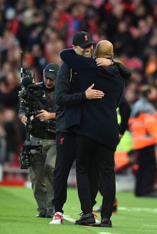 包含沃尔夫斯堡赢球礼让对手以示风度的词条