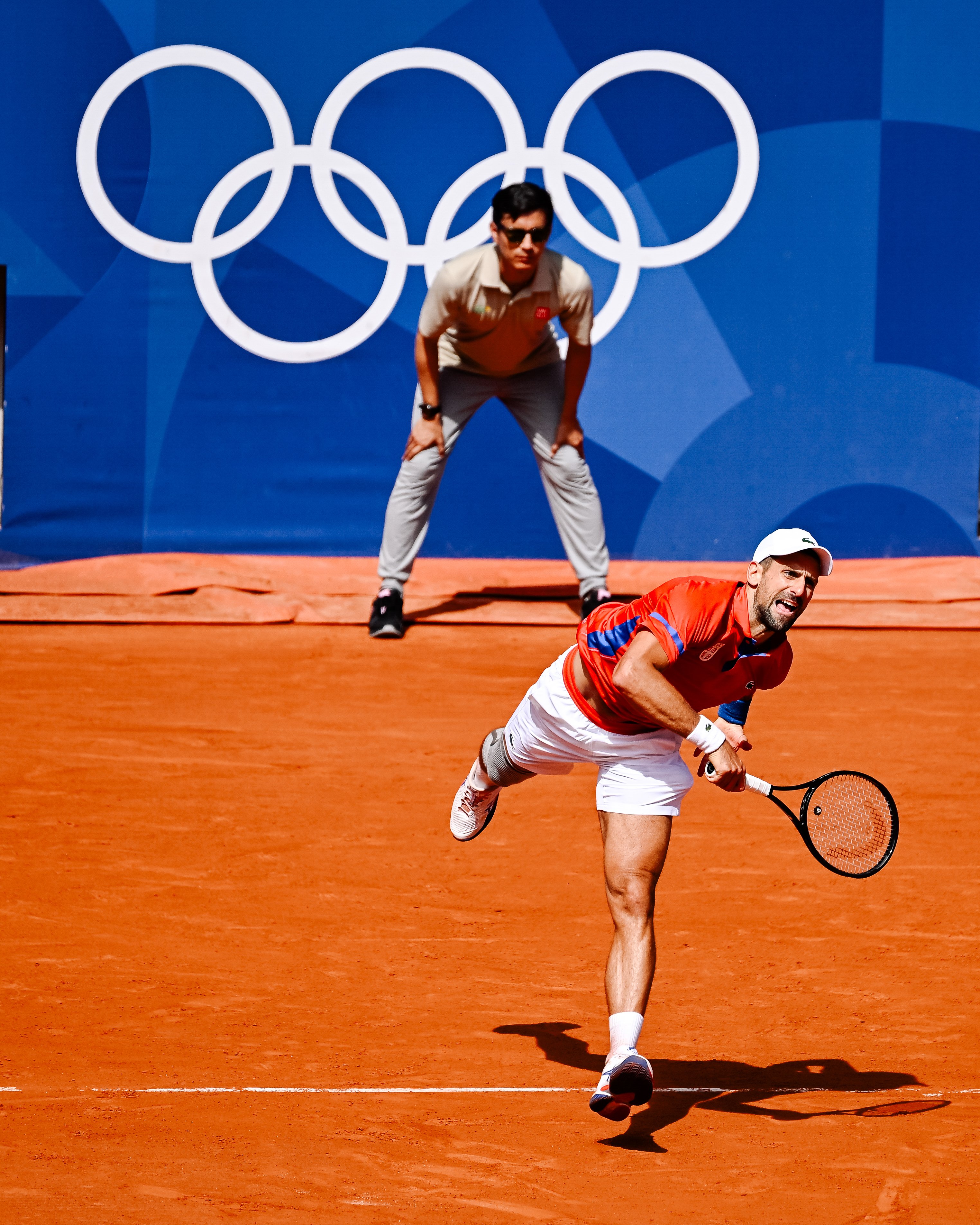 意大利网球队轻取世界网球队，费德勒绝境逆转的简单介绍