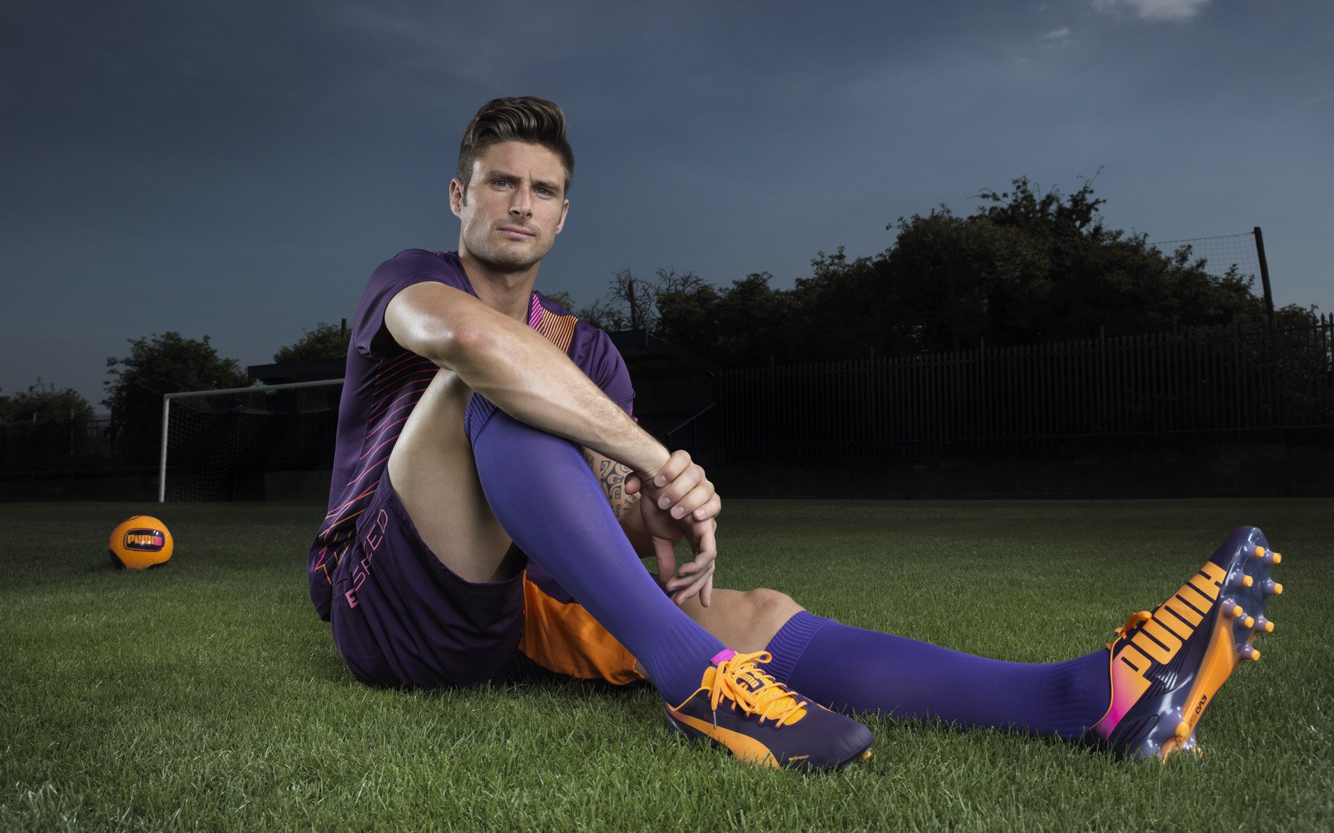 亚洲铁闸锁银河战舰，富安健洋用实力在韩国对阵皇马的舞台上证明自己