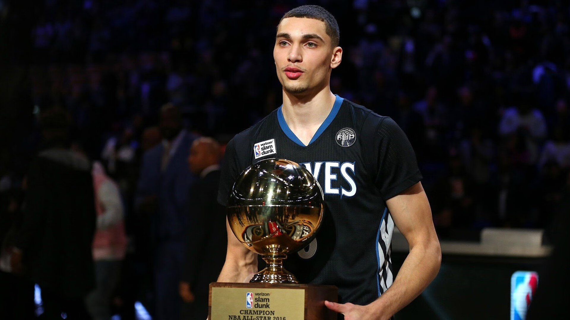 橙衣风暴与孤胆英雄,荷兰完胜西班牙背后的卡塞米罗时刻